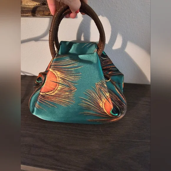 Chula Peacock Print Handbag - - Picture 5 of 5